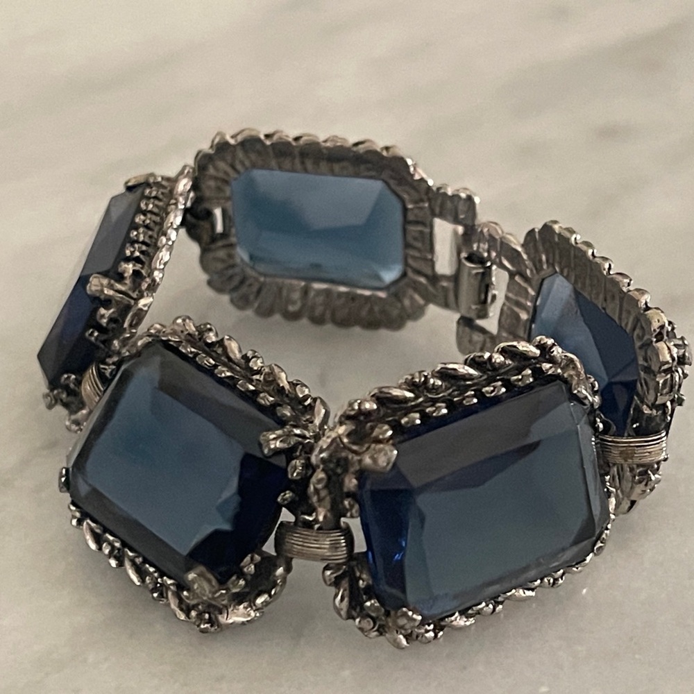 Vintage Elegant Silver Plated and Blue Glass Bracelet.